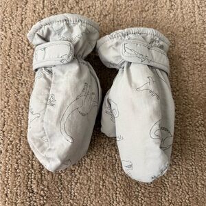 Kids Light Gray Dino Print Mittens - Soft Winter Gloves